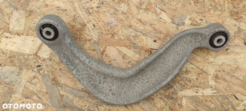 WAHACZ PRAWY TYŁ GÓRNY AUDI A4 B8 A5 8T 8K0505324H - 3