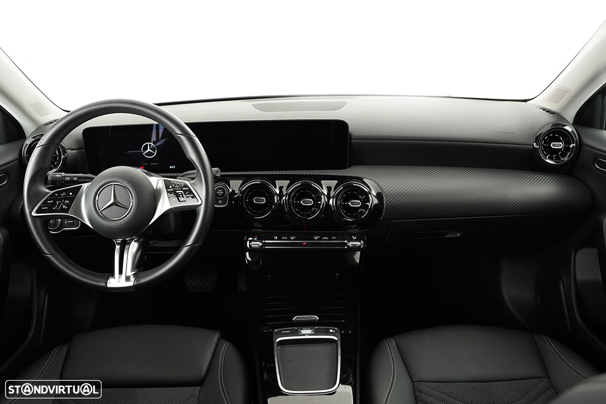 Mercedes-Benz A 200 Standard - 8