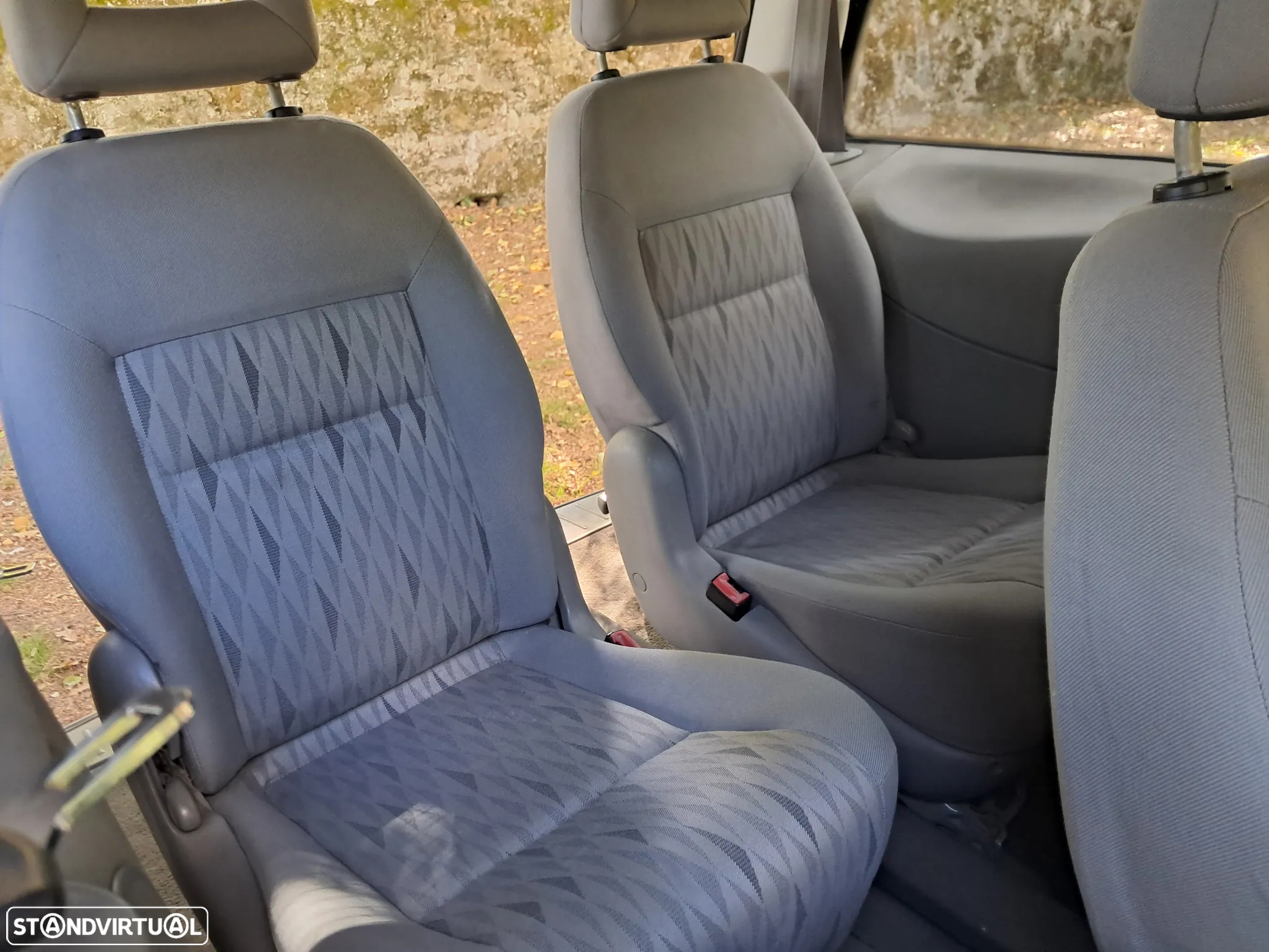 Ford Galaxy 1.9 TDi Ghia - 9