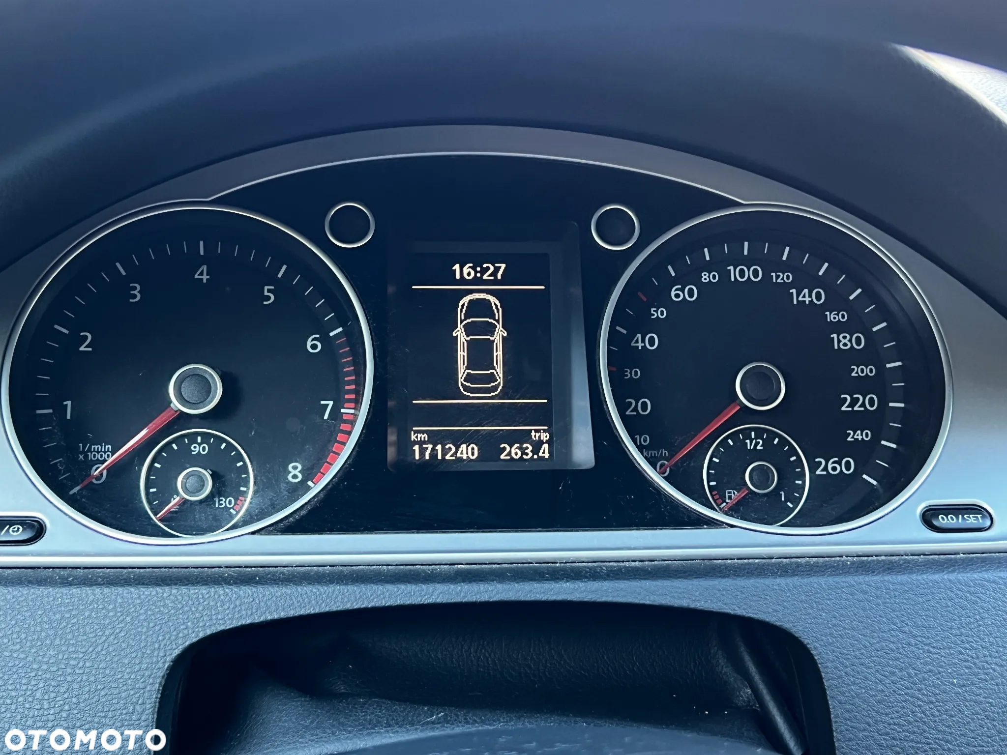 Volkswagen Passat 1.4 TSI BMT Trendline - 12