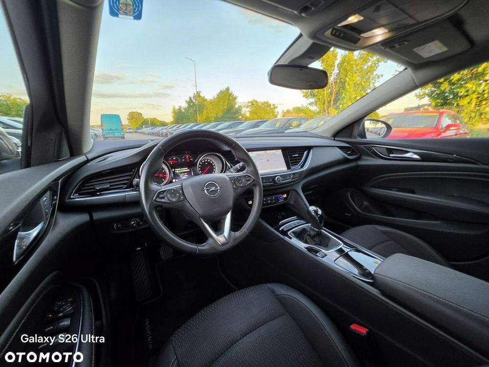 Opel Insignia - 37