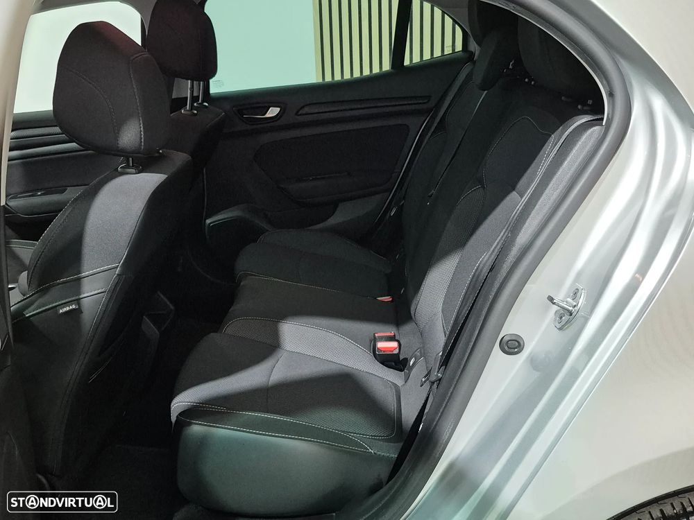 Renault Mégane 1.5 dCi Zen - 18