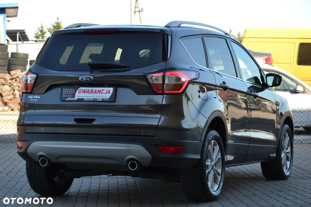 Ford Kuga 2.0 TDCi 4x4 Titanium - 12