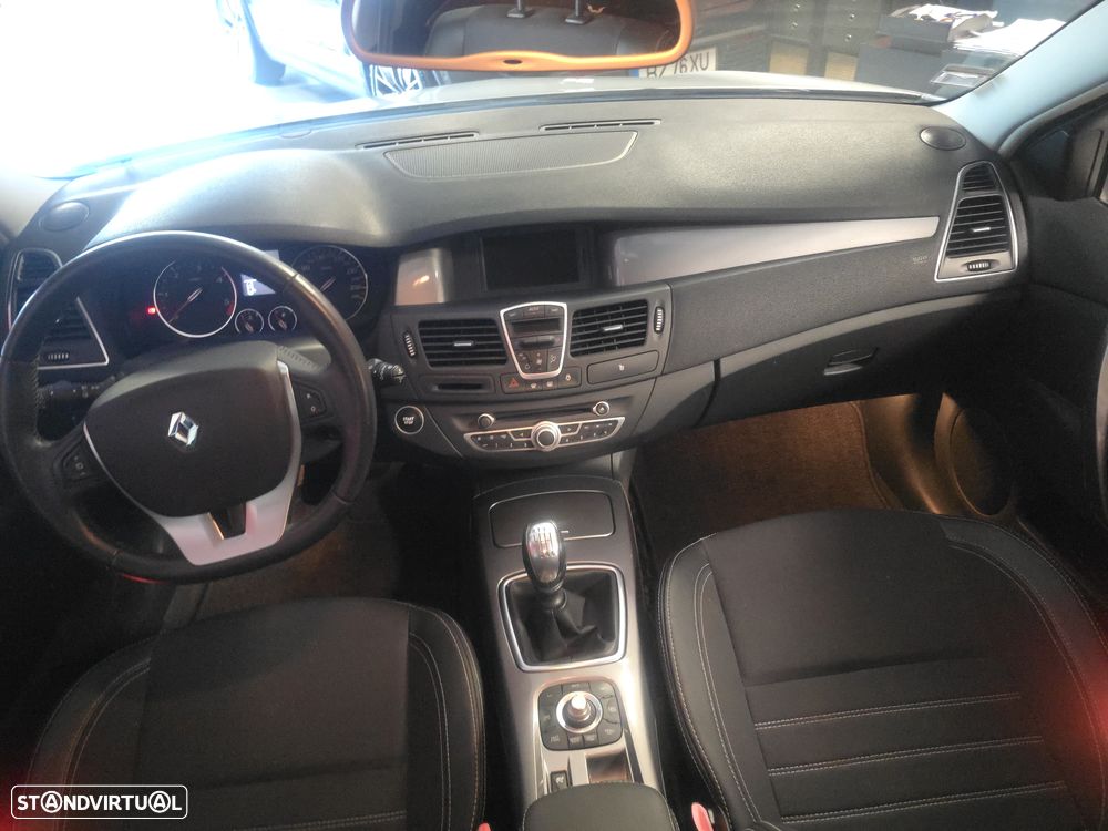 Renault Laguna 1.5 dCi Dynamique S - 7