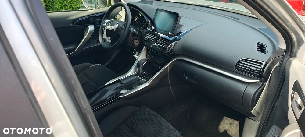 Mitsubishi Eclipse Cross 1.5 T GPF Intense Pro CVT 4WD - 7