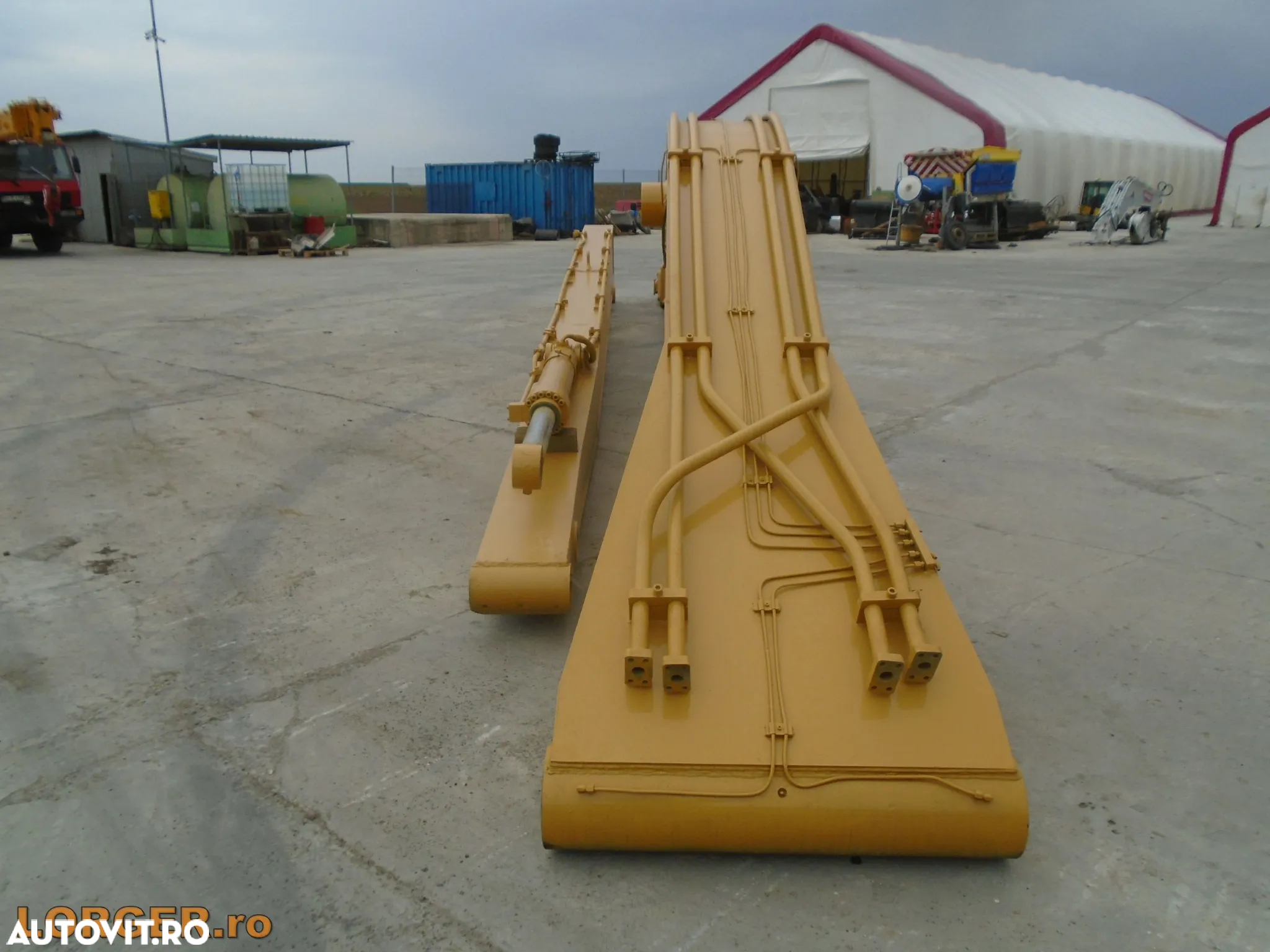 Alta Brat Lung de 24 m pe excavatoare intre 45 si 65 de tone - 2