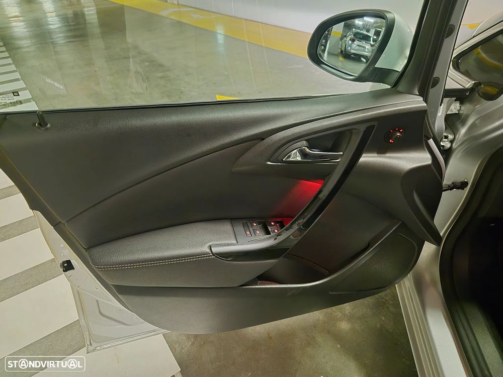 Opel Astra Sports Tourer 1.6 CDTi Cosmo S/S - 25