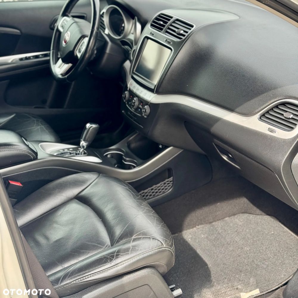 Fiat Freemont 2.0 Multijet Black Code AWD - 34