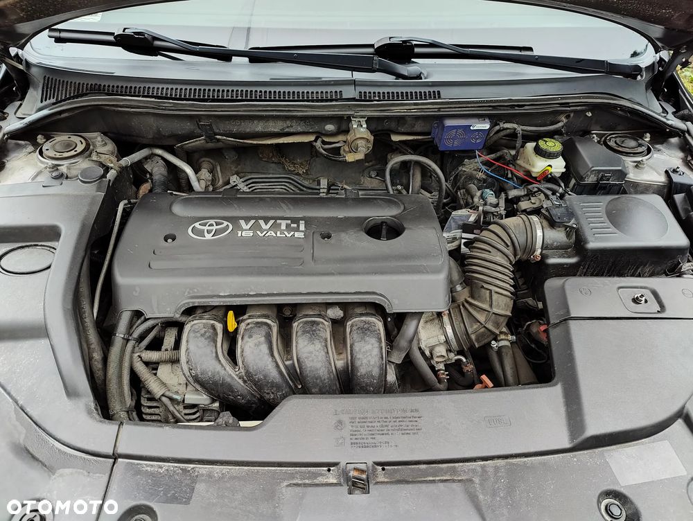 Toyota Avensis 1.8 VVT-i Automatik Sol - 16