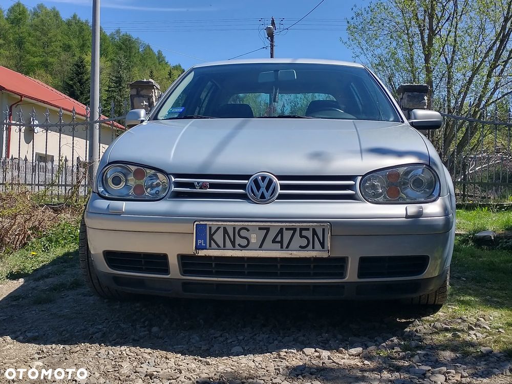 Volkswagen Golf - 2