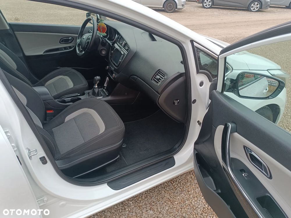 Kia Ceed 1.6 CRDi S - 33