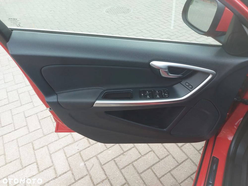 Volvo V60 D4 Drive-E Base - 10