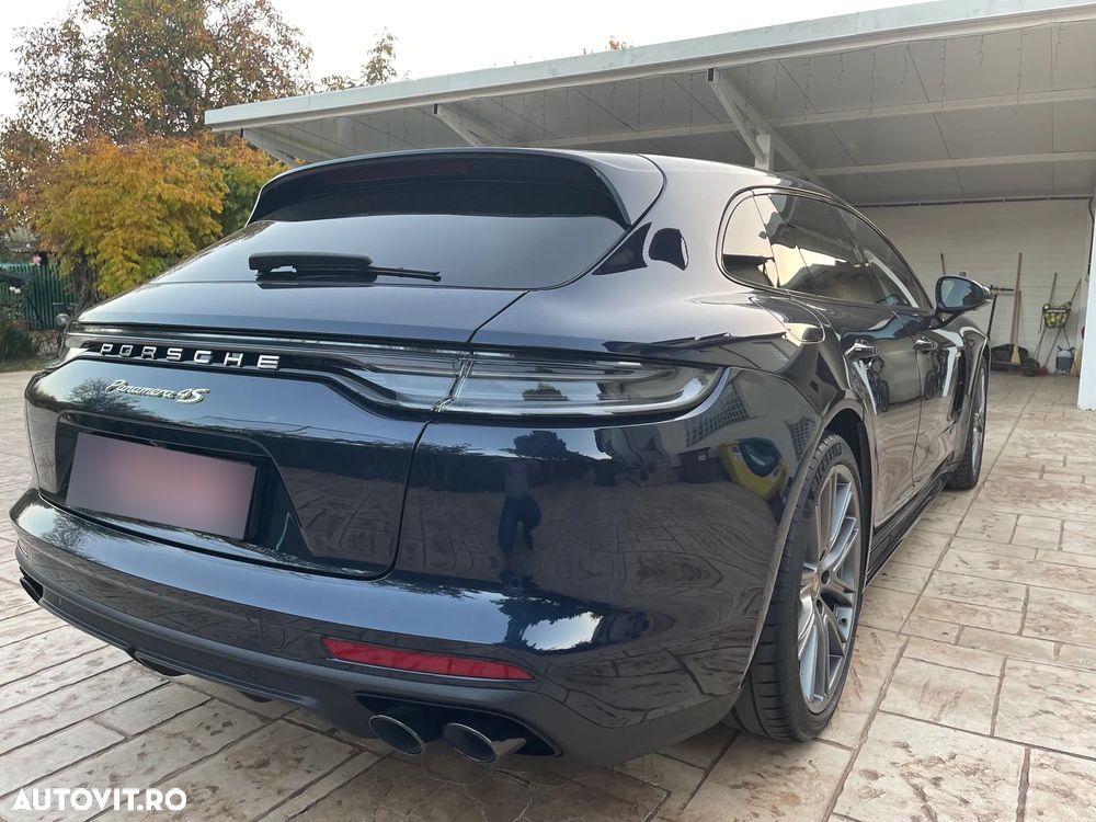 Porsche Panamera GTS - 12