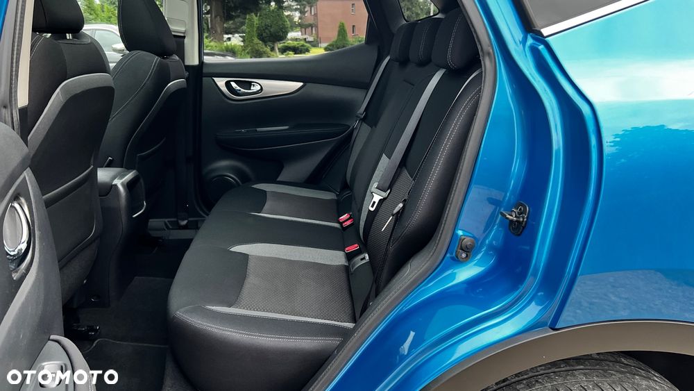 Nissan Qashqai 1.6 DIG-T N-Connecta - 29