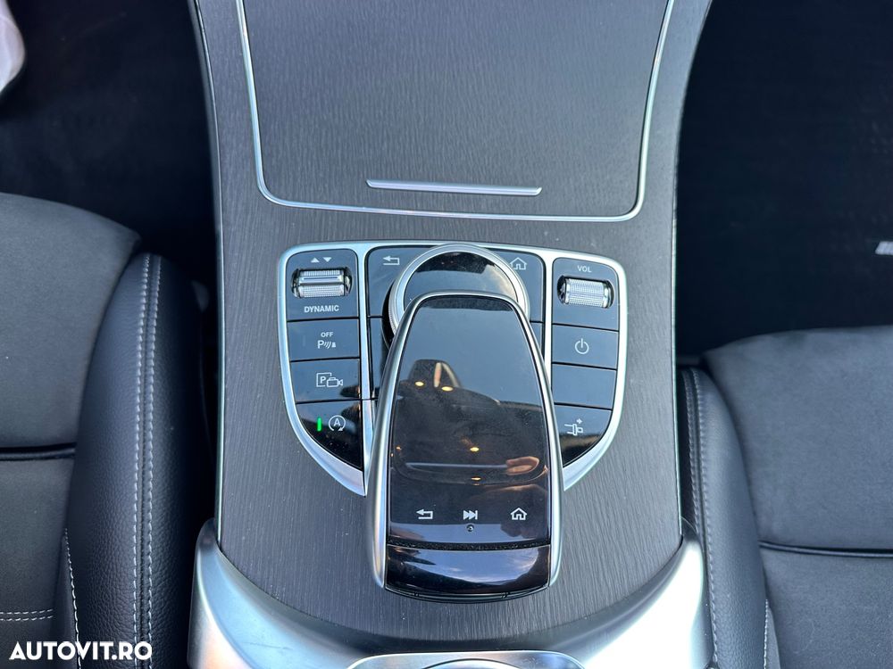 Mercedes-Benz C - 5