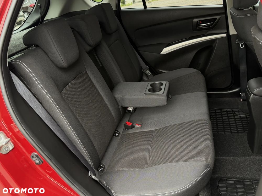 Suzuki SX4 S-Cross 1.4 Boosterjet Allgrip Comfort+ - 31