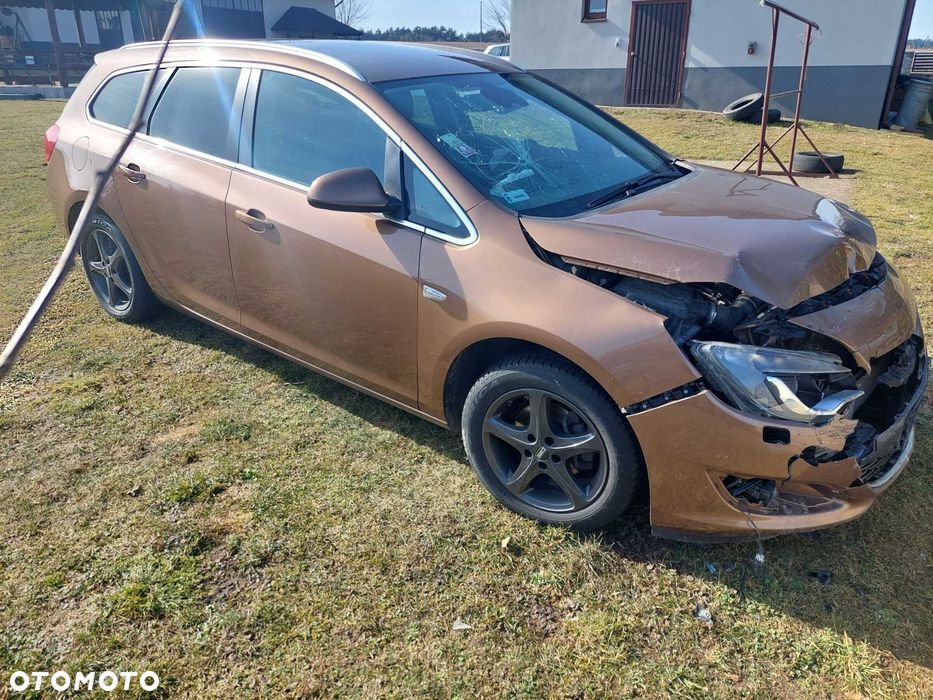 Opel Astra 1.4 T Cosmo EU6 - 2