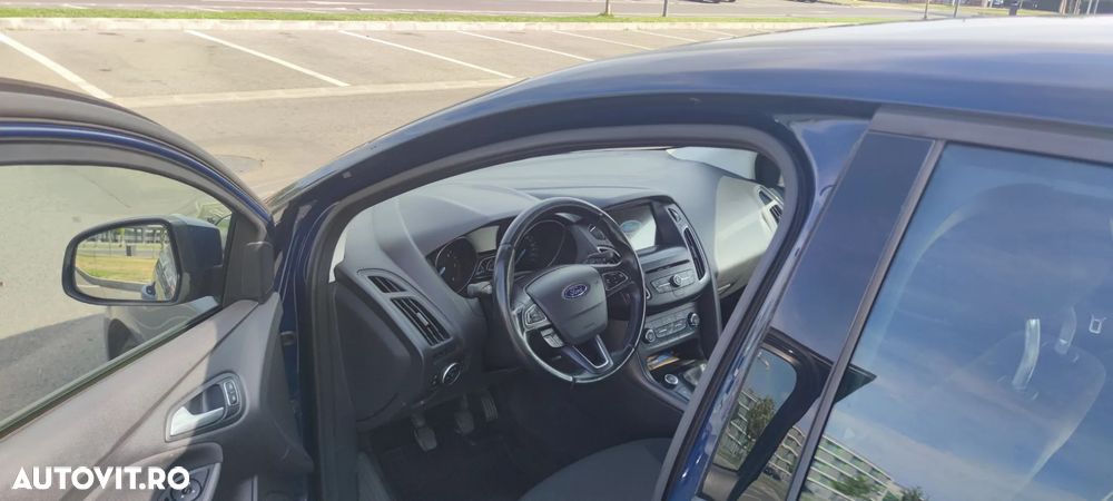 Ford Focus - 6