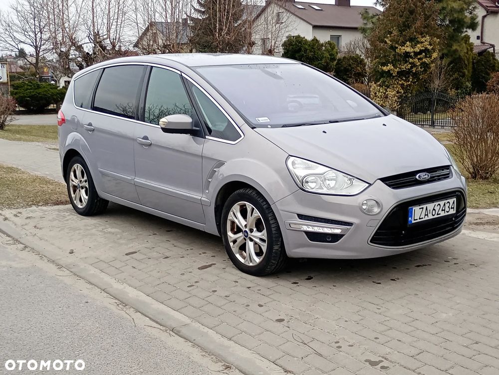 Ford C-MAX 2.0 TDCi Edition - 22