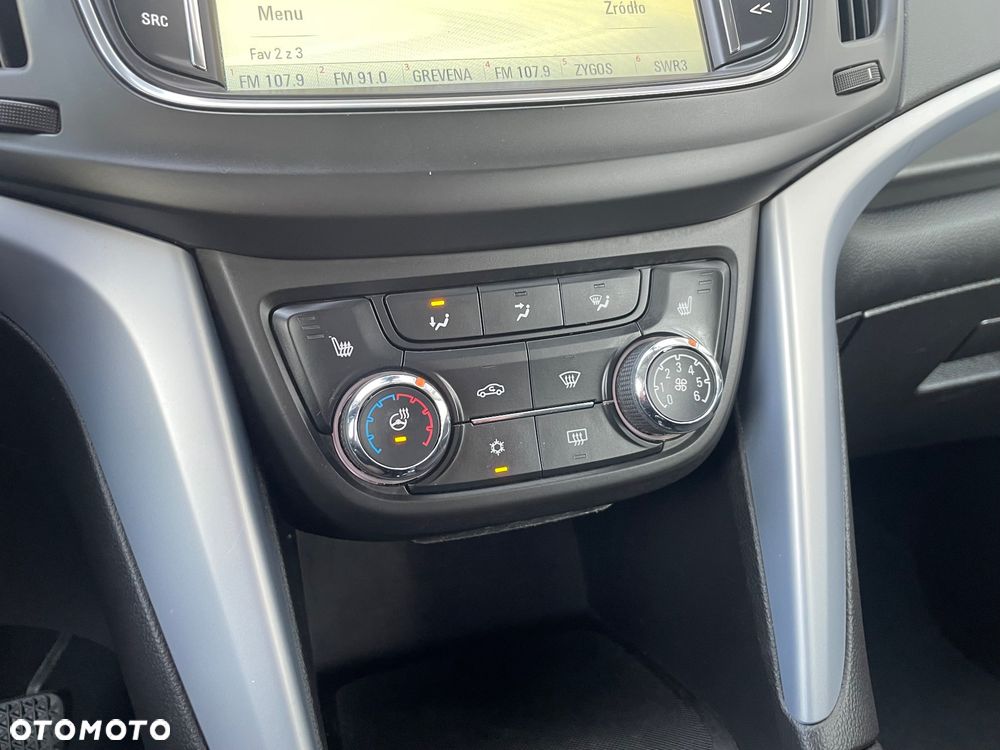 Opel Zafira - 23
