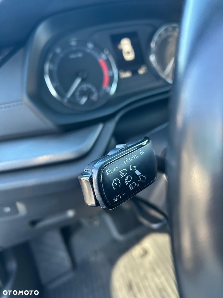 Skoda Octavia 1.5 TSI ACT Ambition - 16