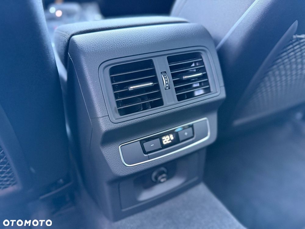 Audi Q5 Sportback - 13