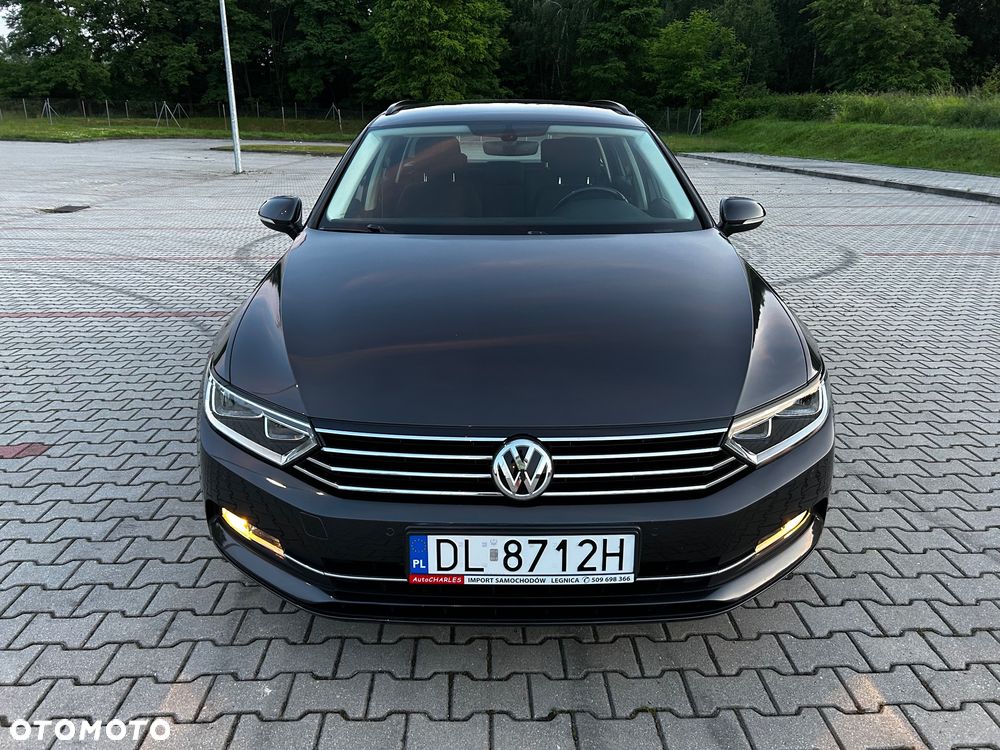 Volkswagen Passat Variant 1.6 TDI SCR DSG Business - 2