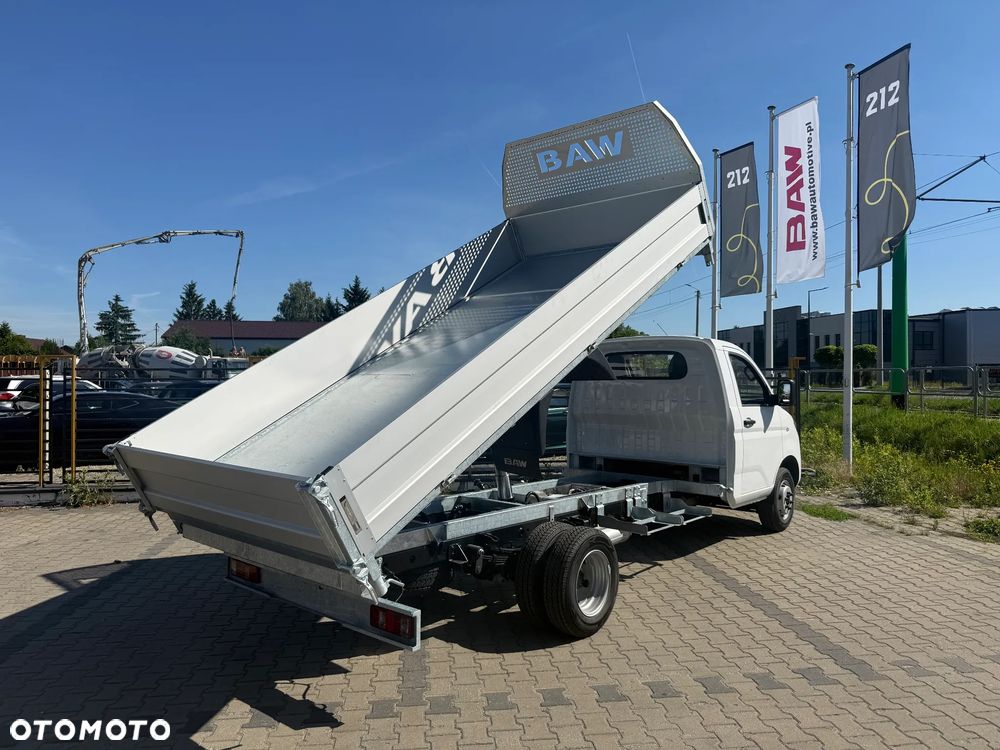 BAW Light Truck - 2