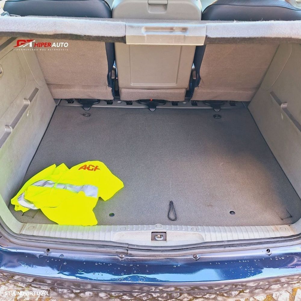 Renault Scénic 1.4 16V RXT AC - 9