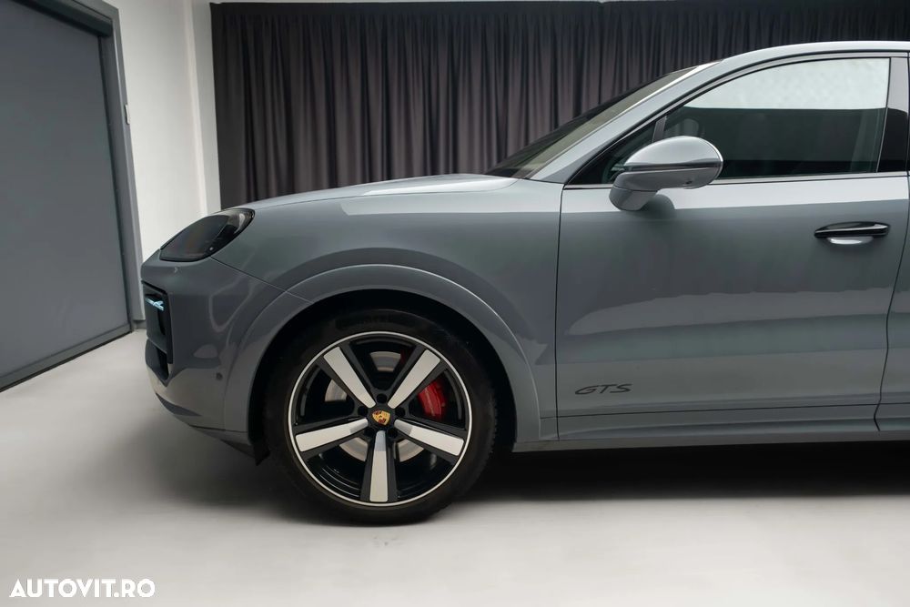 Porsche Cayenne Coupe - 9