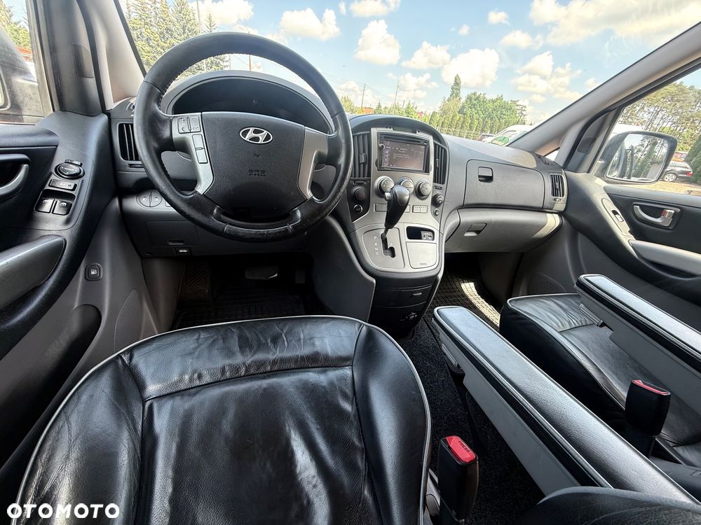 Hyundai H-1 Starex - 14