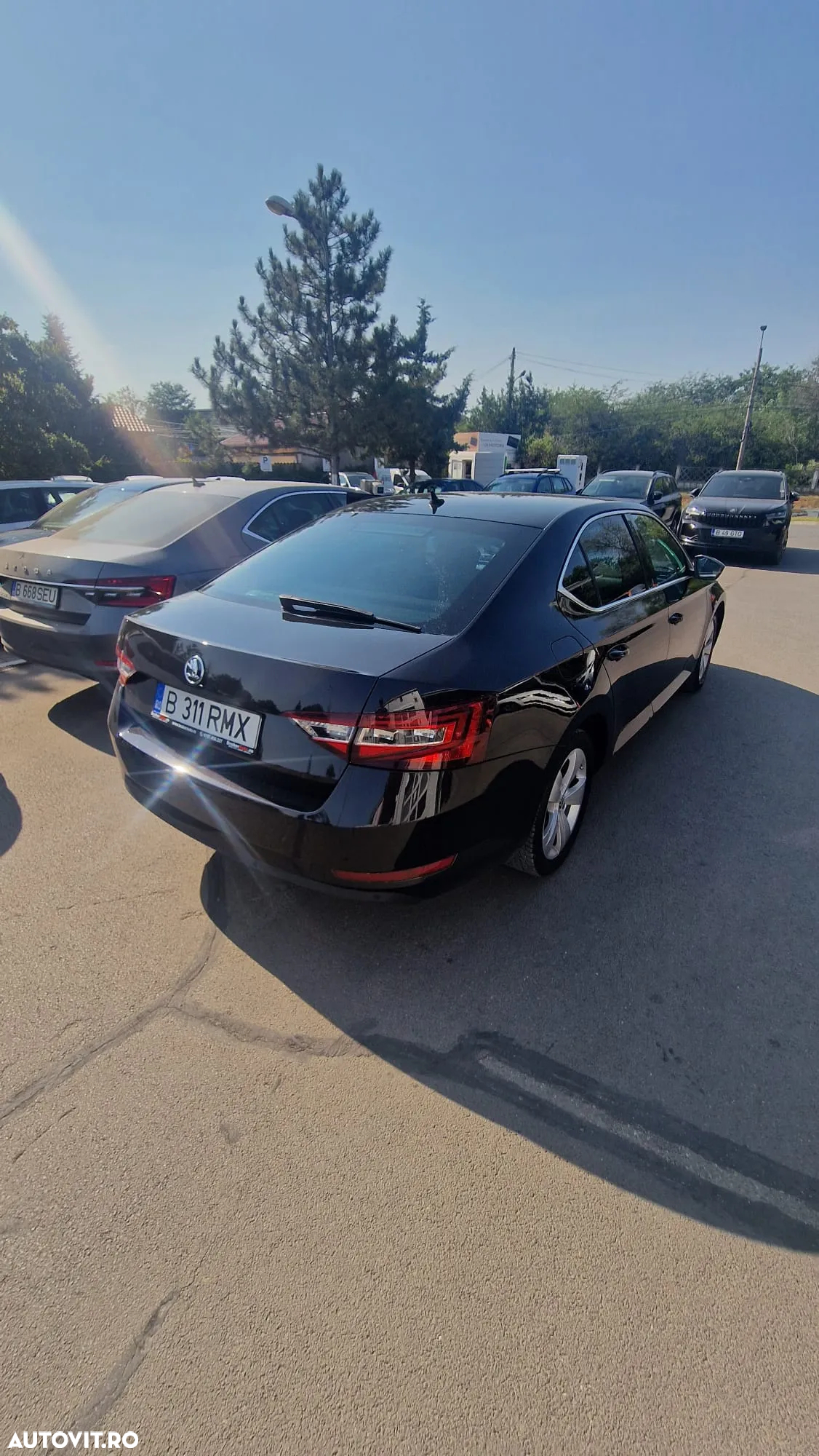 Skoda Superb 1.6 TDI DSG Ambition - 3