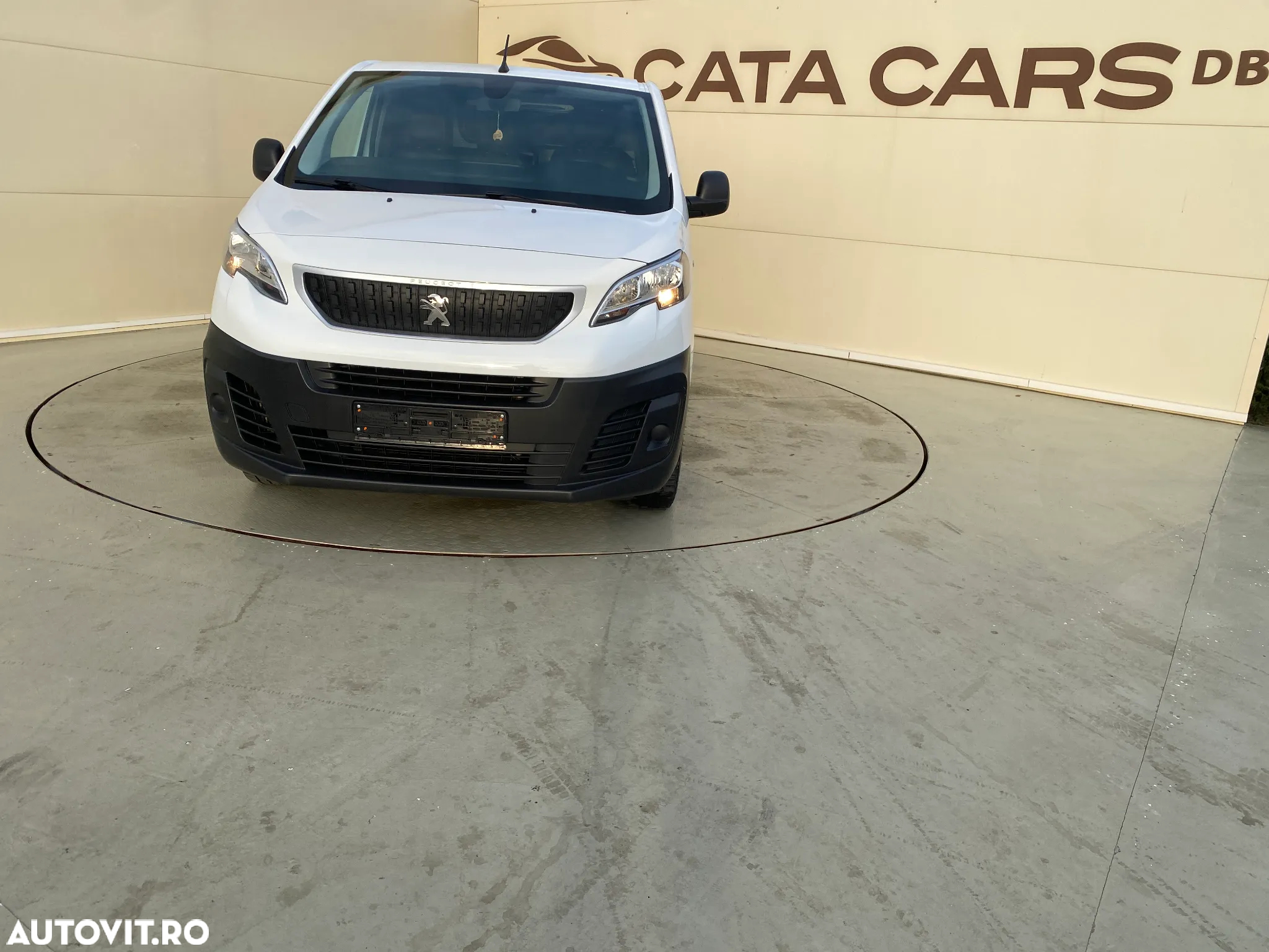 Peugeot Expert  L2H1  2CULISANTE - 2
