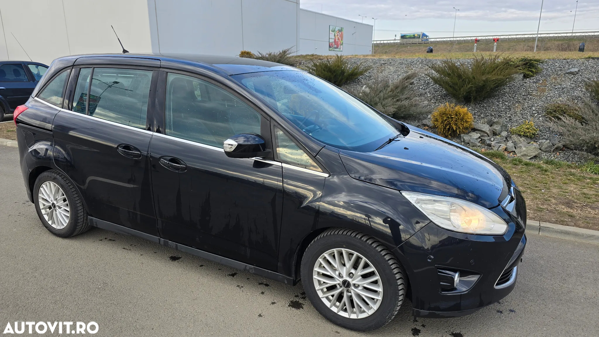 Ford Grand C-Max 1.6 TDCi Ambiente - 3