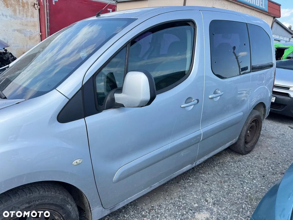 Peugeot Partner 2011 poj. 1.6 HDI - cały na części - 7