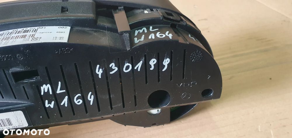 Licznik zegary oryginał Mercedes ML W164 3.0 CDI A1645404047 - 10