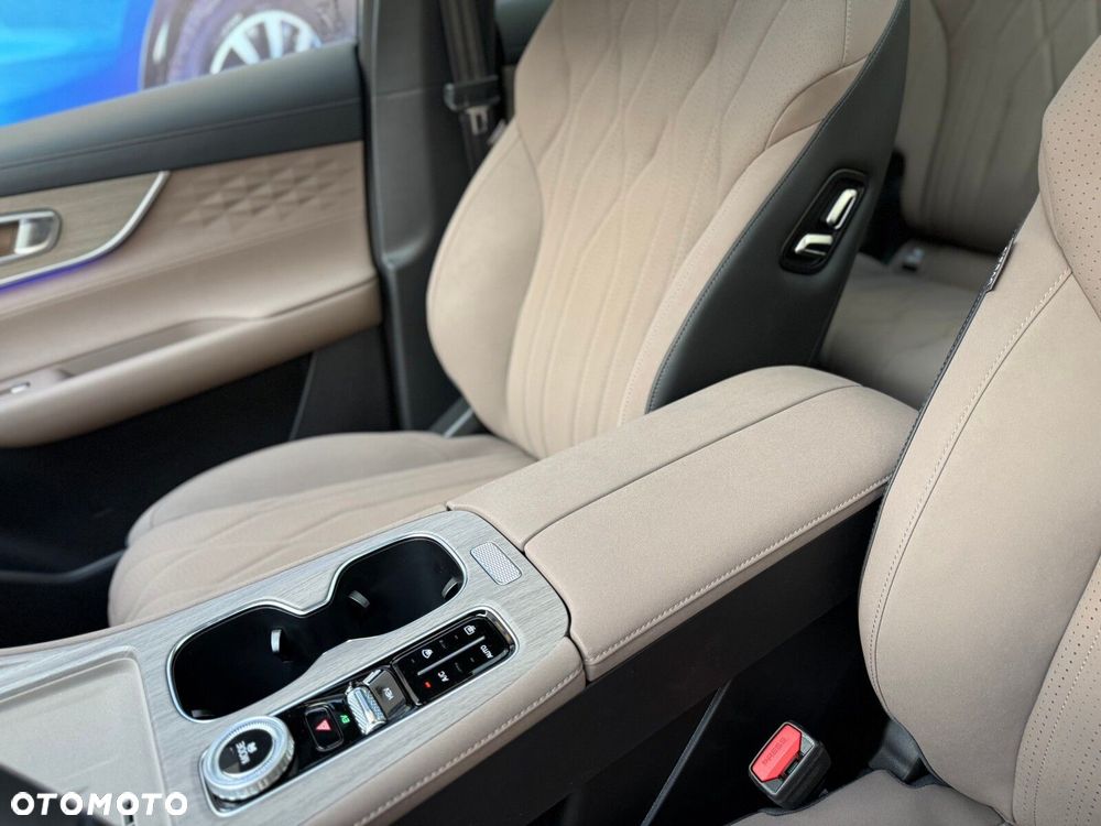 Chery Tiggo 8 - 11