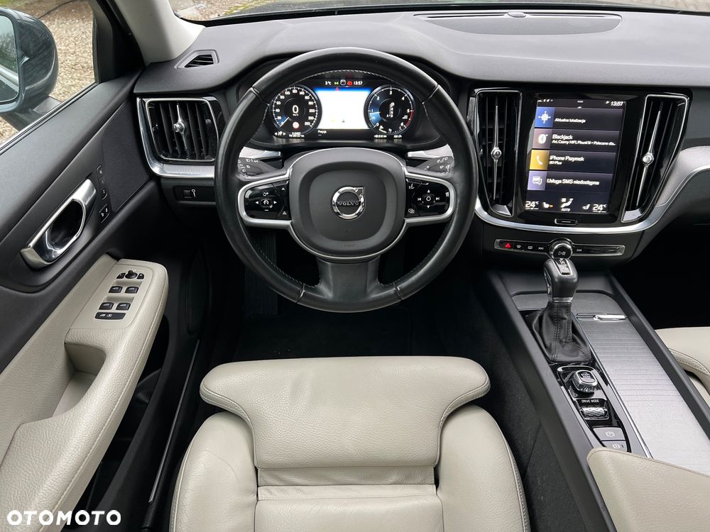 Volvo V60 D4 Geartronic Inscription - 16