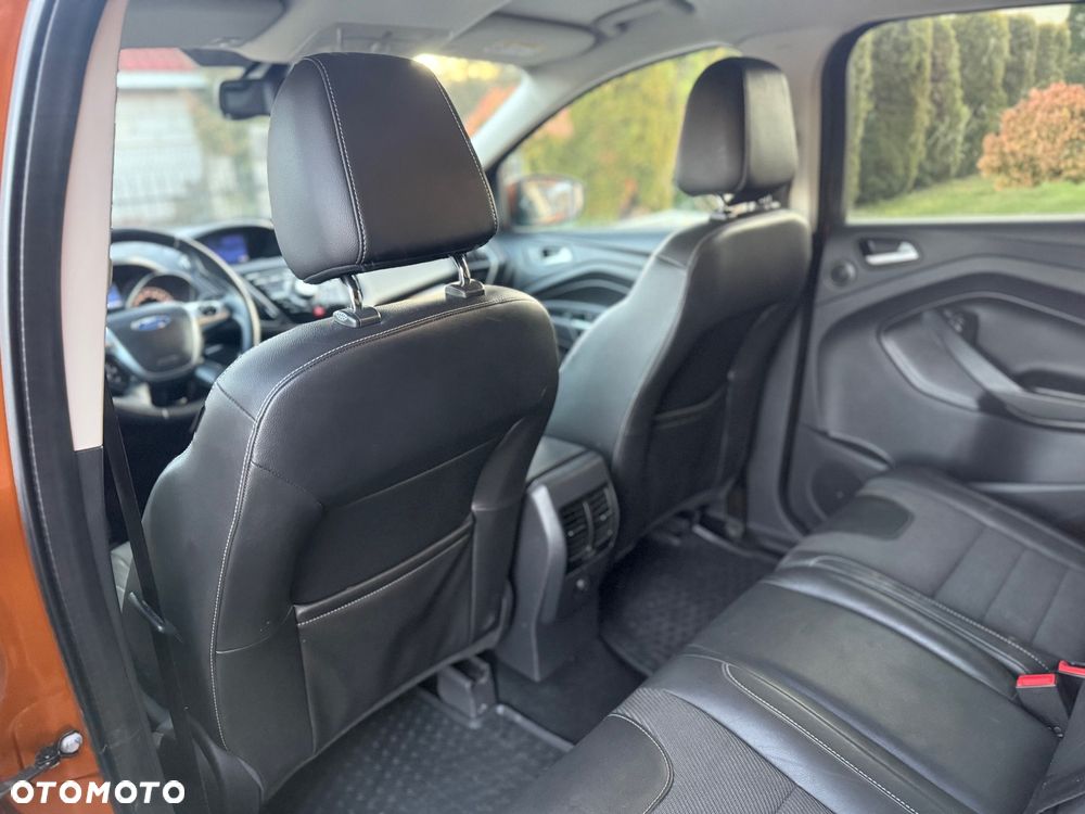 Ford Kuga 2.0 TDCi 4x2 Titanium - 10