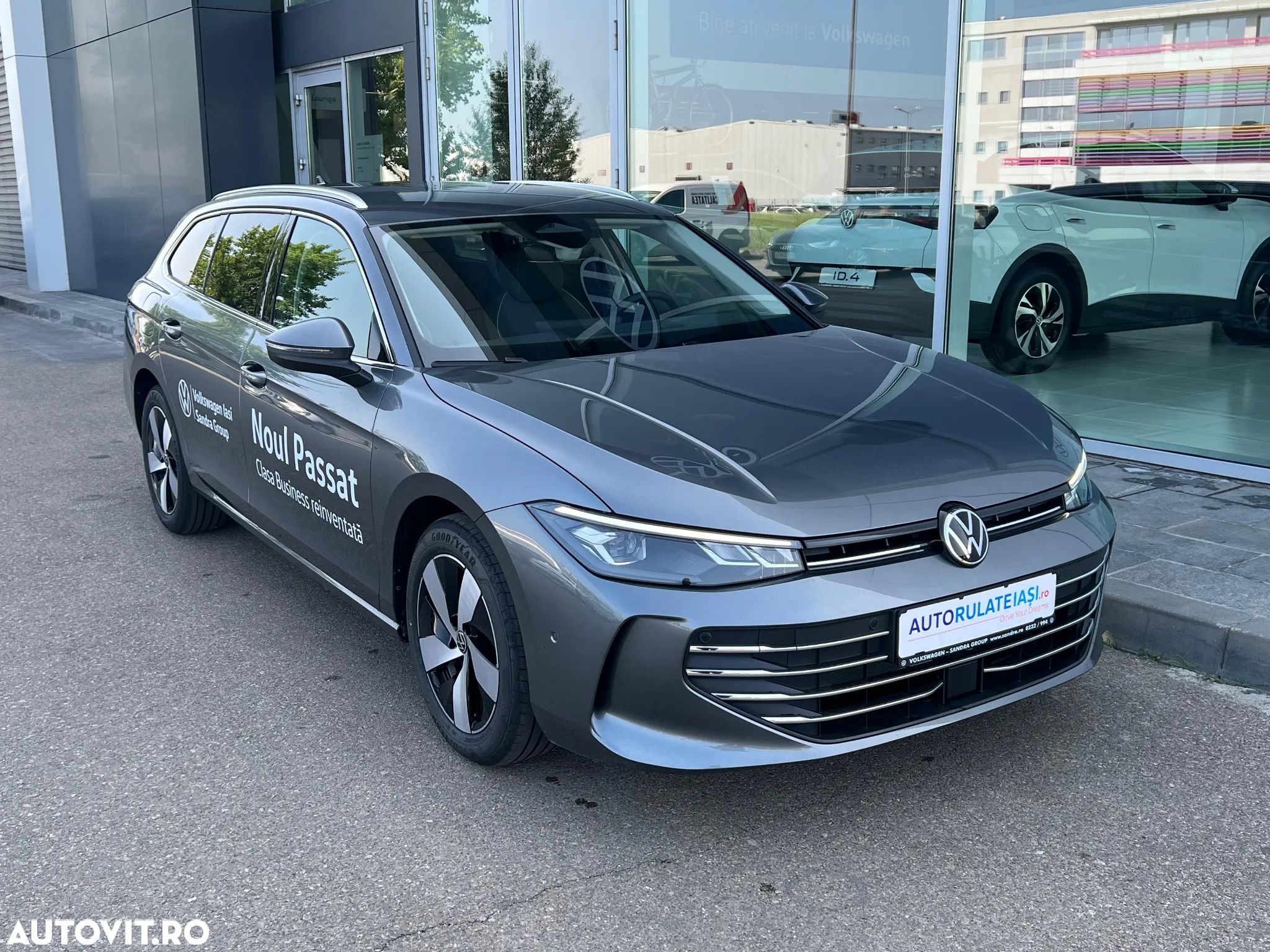 Volkswagen Passat Variant 1.5 eTSI DSG MHEV Business - 1