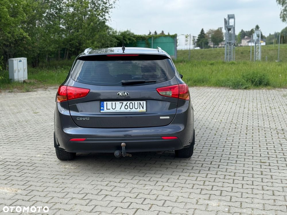 Kia Ceed - 7