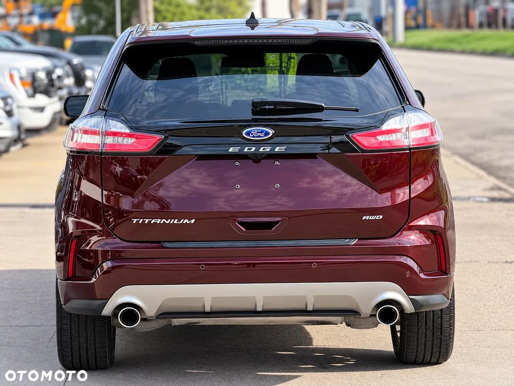 Ford Edge - 4