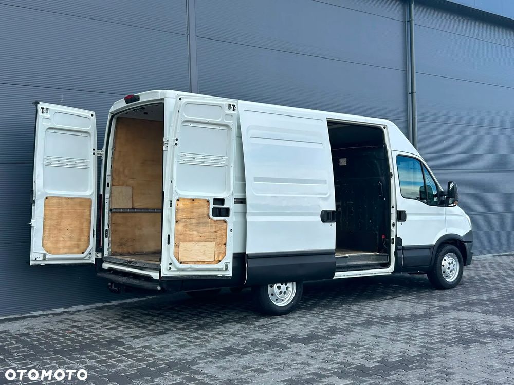 Iveco Daily 35S15 L3H2 Średniak **KLIMA**Hak 3,5t.**Niski przebieg**Sprowadzony**2014R** - 8