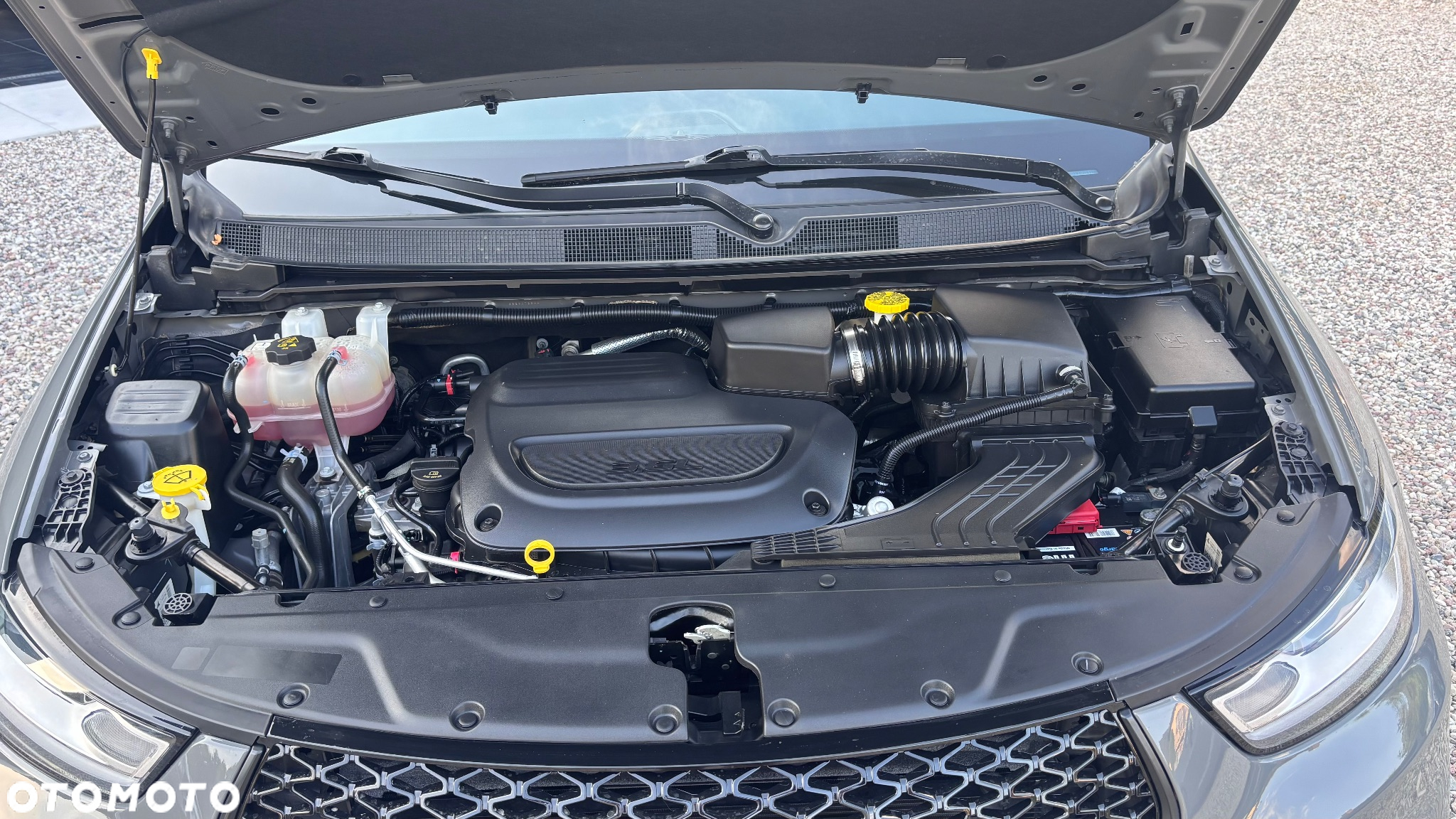 Chrysler Pacifica - 12