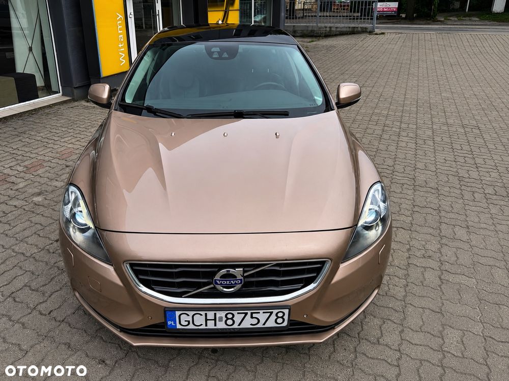 Volvo V40 D2 Summum - 12