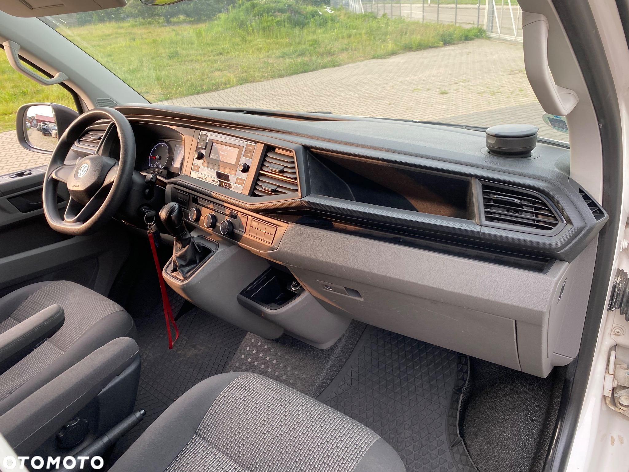 Volkswagen Transporter - 8