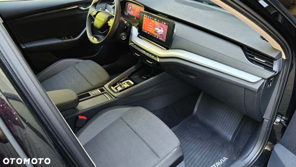 Skoda Octavia 1.5 TSI mHEV Essence DSG - 38