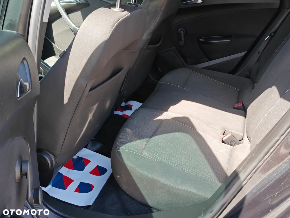 Opel Astra 1.7 CDTI Cosmo - 11