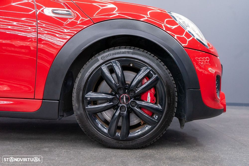 MINI 3 Portas John Cooper Works Auto Desportiva - 17