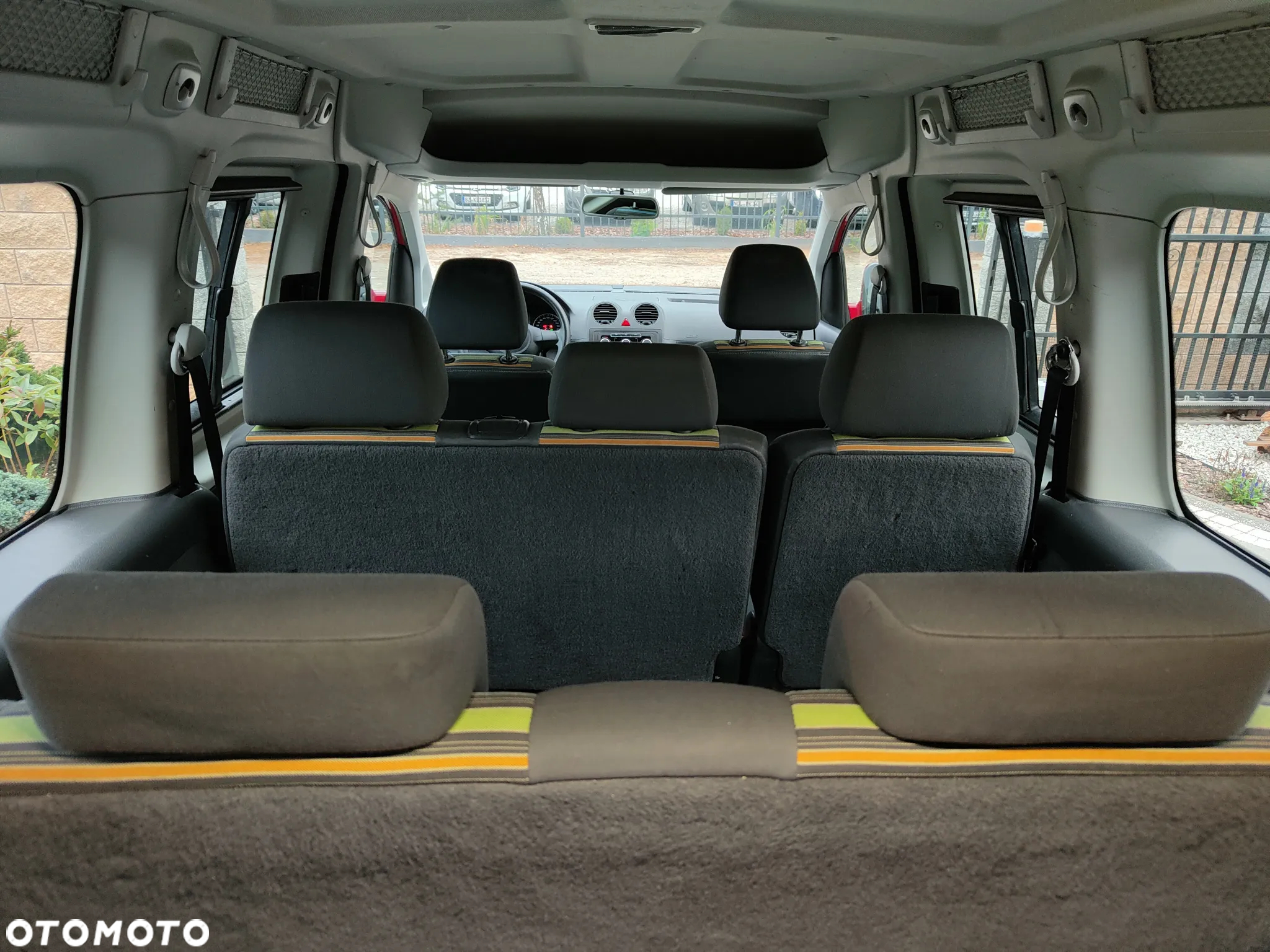 Volkswagen Caddy Maxi 1.6 TDI Highline DSG - 10